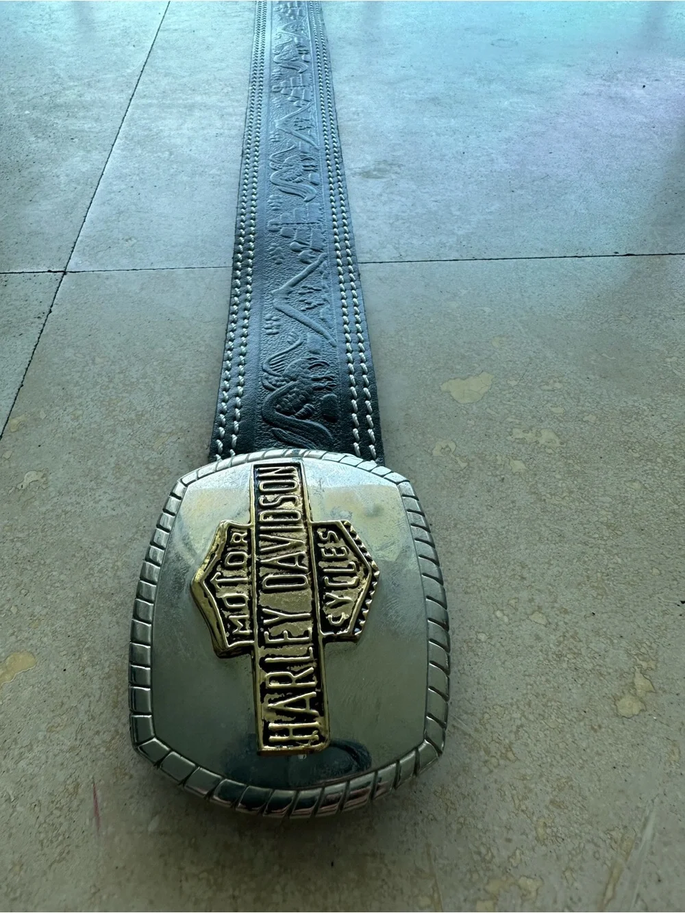 Vintage Harley-Davidson Black Leather Belt with Two-Tone Logo Buckle